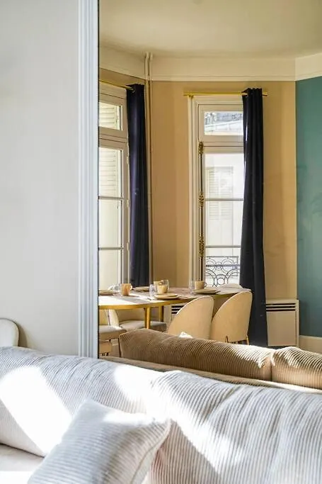 Appartement Chic Et Spacieux 16E Arrondissement Paris Fransa